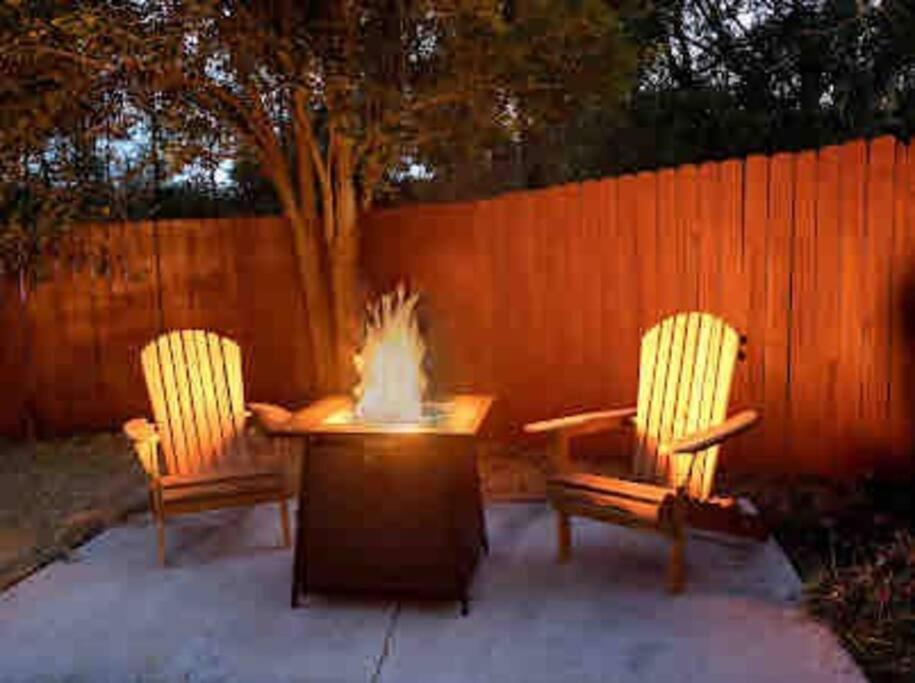 House In The Hills, Game Room, Fire Pit, Hot Tub 콜럼버스 외부 사진